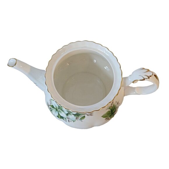 Vintage Royal Albert Teapot Tea Pot Trillium Cottage Core - Picture 7 of 10